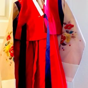Korean Hanbok traditional dress, used but in good condition. No rips